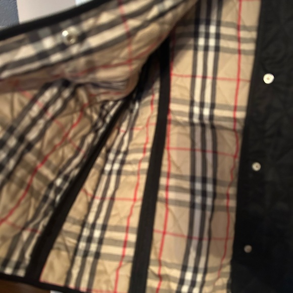 Authentic Burberry quilted jacket - Picture 2 of 2